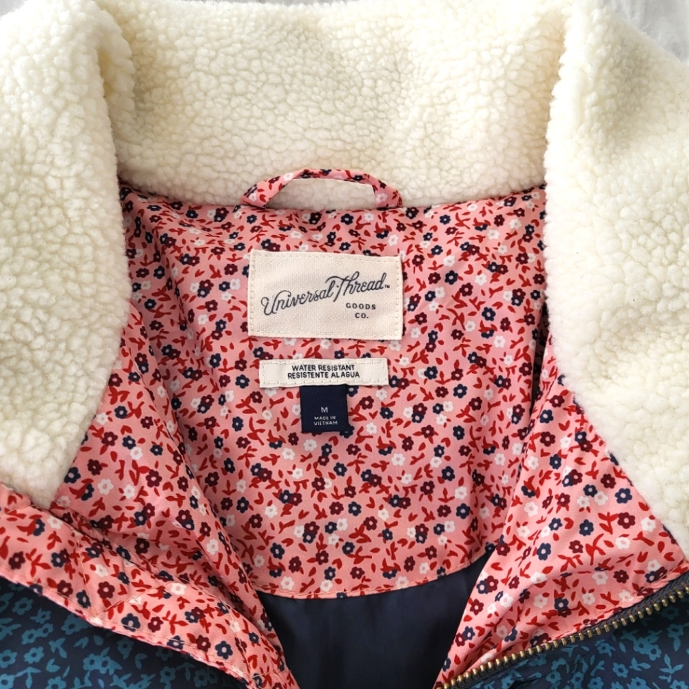 Universal Thread Multicolor Puffer Jacket - image 3